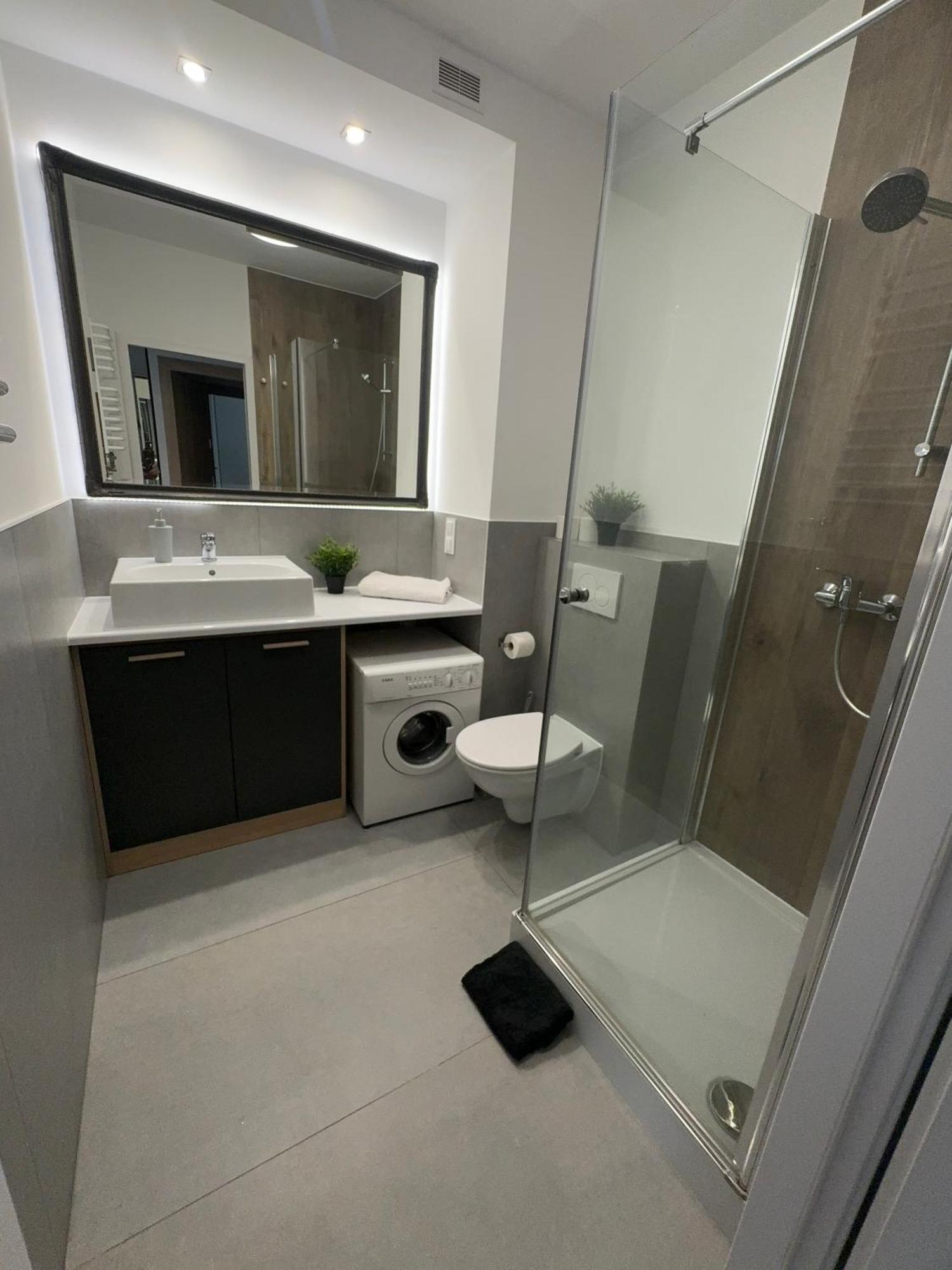 Апартаменты Apartament Katowicka Познань Экстерьер фото